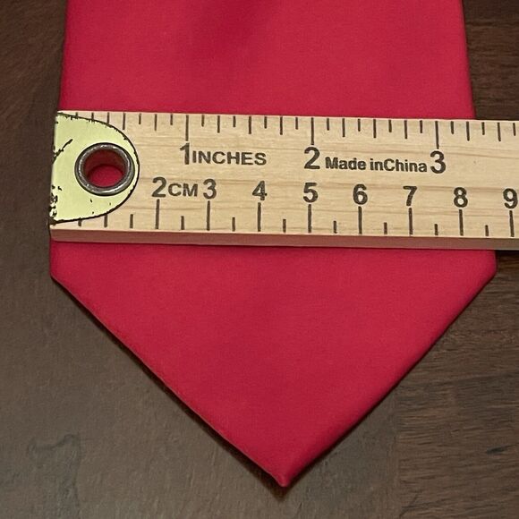Alexander Logan Red 100% Polyester Men’s Neck Tie Made In China ￼ - Picture 5 of 10